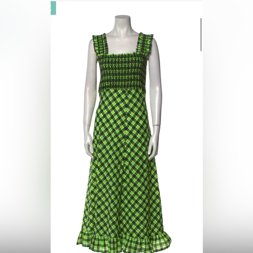 Super cute Ganni seersucker dress